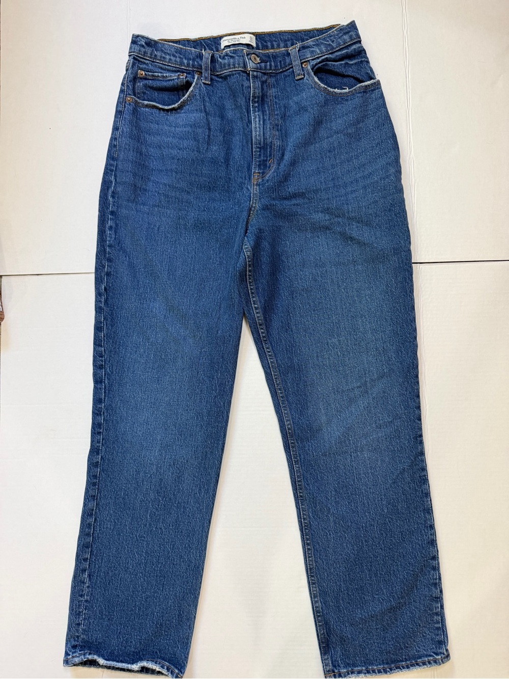 Abercrombie & Fitch Curve Love 90's Straight Ultra High Rise Jeans (31x29) 12R